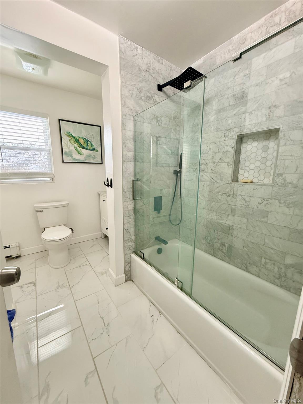 148-39 230th Place Queens, NY 11413 - Photo 3 of 33