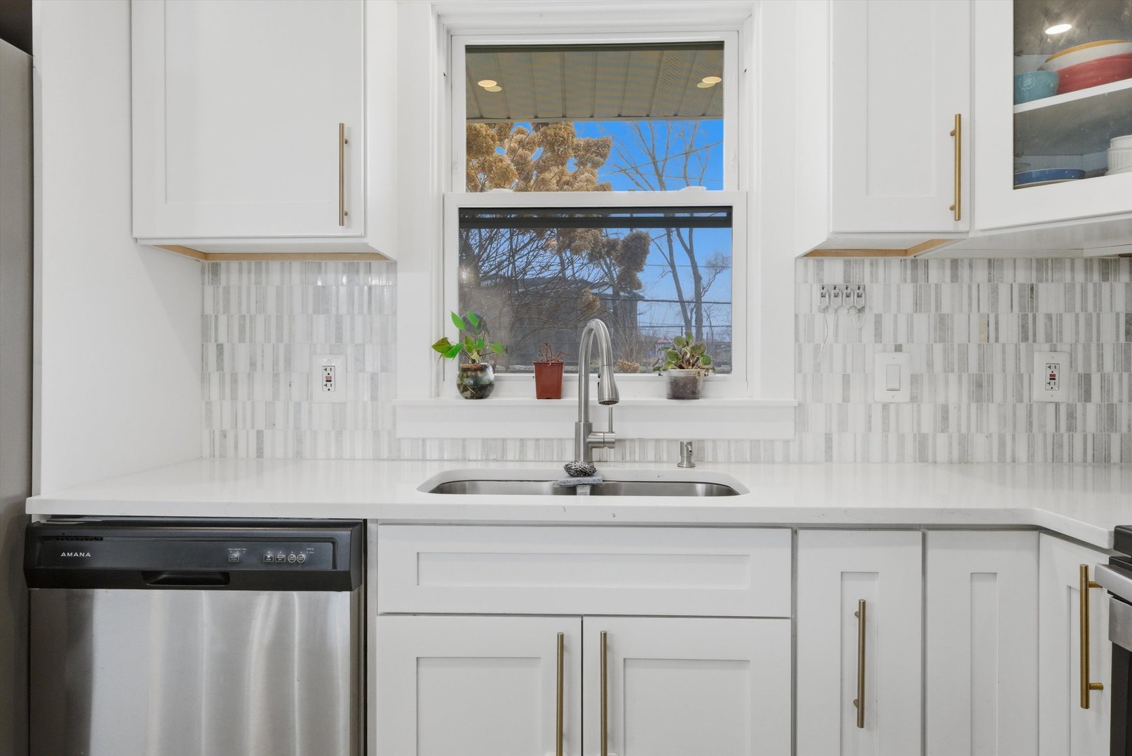 10345 Barnard Drive Chicago Ridge, IL 60415 - Photo 8 of 23 Gallery Image 8