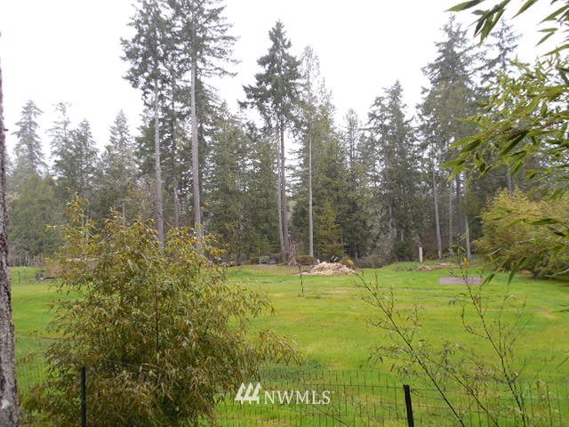 11 East Geist Point Road Shelton, WA 98584 - Photo 2 of 5