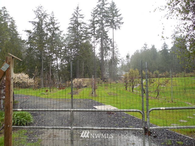 11 East Geist Point Road Shelton, WA 98584 - Photo 3 of 5