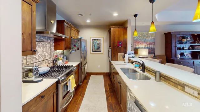 $855,000 | 616 North 3rd Street, Unit 211, McCall, ID 83638