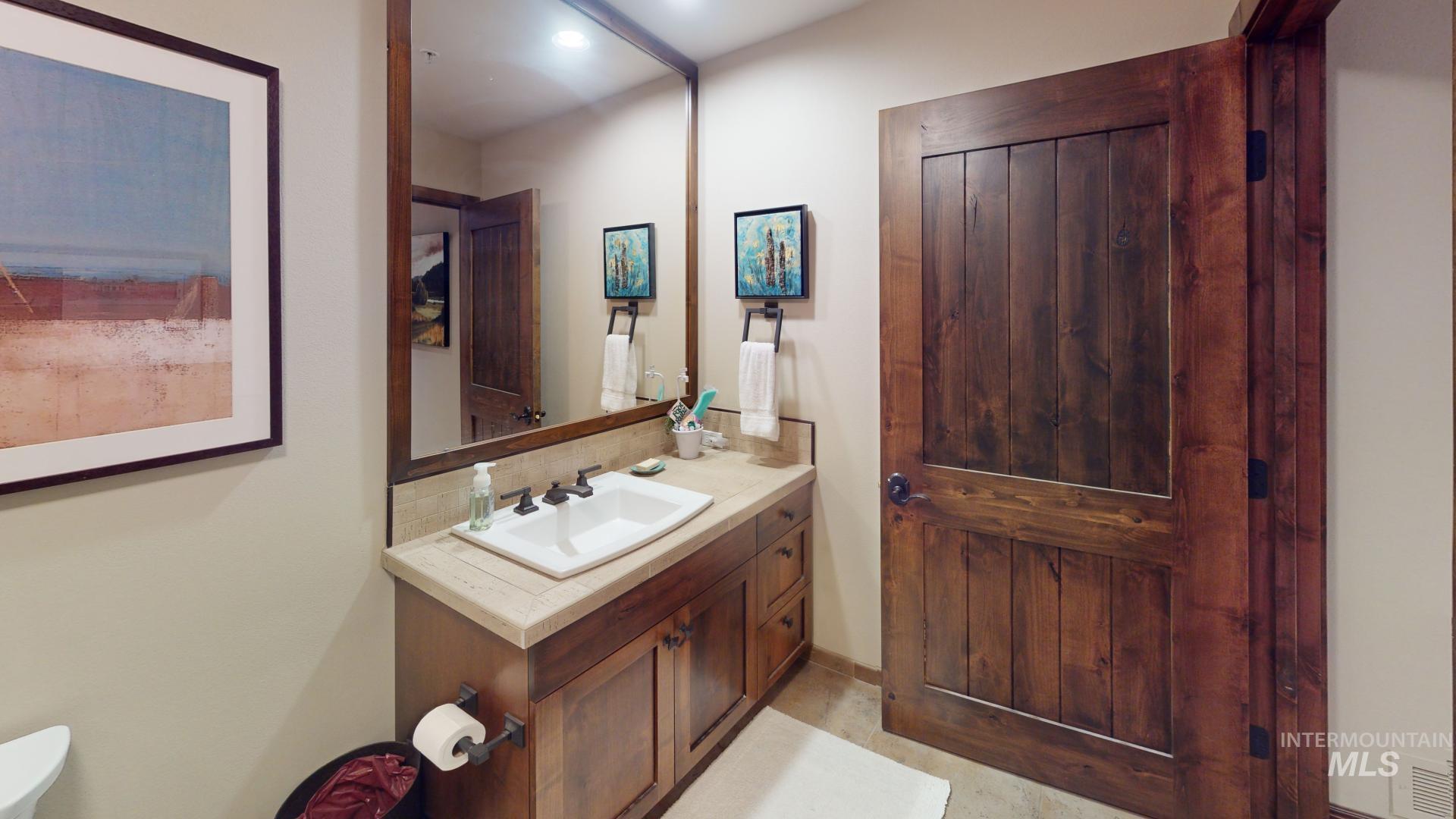 616 North 3rd Street, Unit 211 McCall, ID 83638 - Photo 40 of 49 Upstairs En-Suite Bath