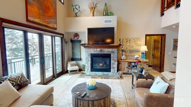 $855,000 | 616 North 3rd Street, Unit 211, McCall, ID 83638