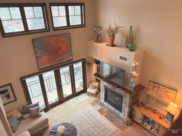 $855,000 | 616 North 3rd Street, Unit 211, McCall, ID 83638
