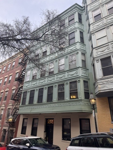 32 Grove Street, Unit 9 Boston, MA 02114 - Photo 21 of 29