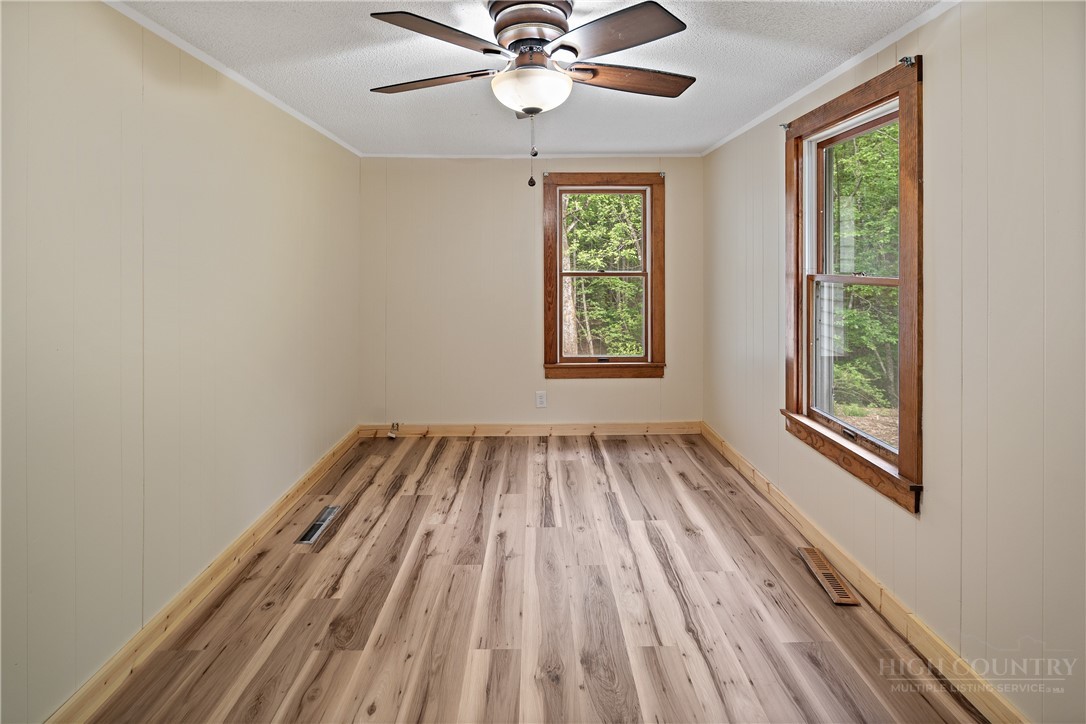466 Stony Fork Road Deep Gap, NC 28618 - Photo 29 of 49