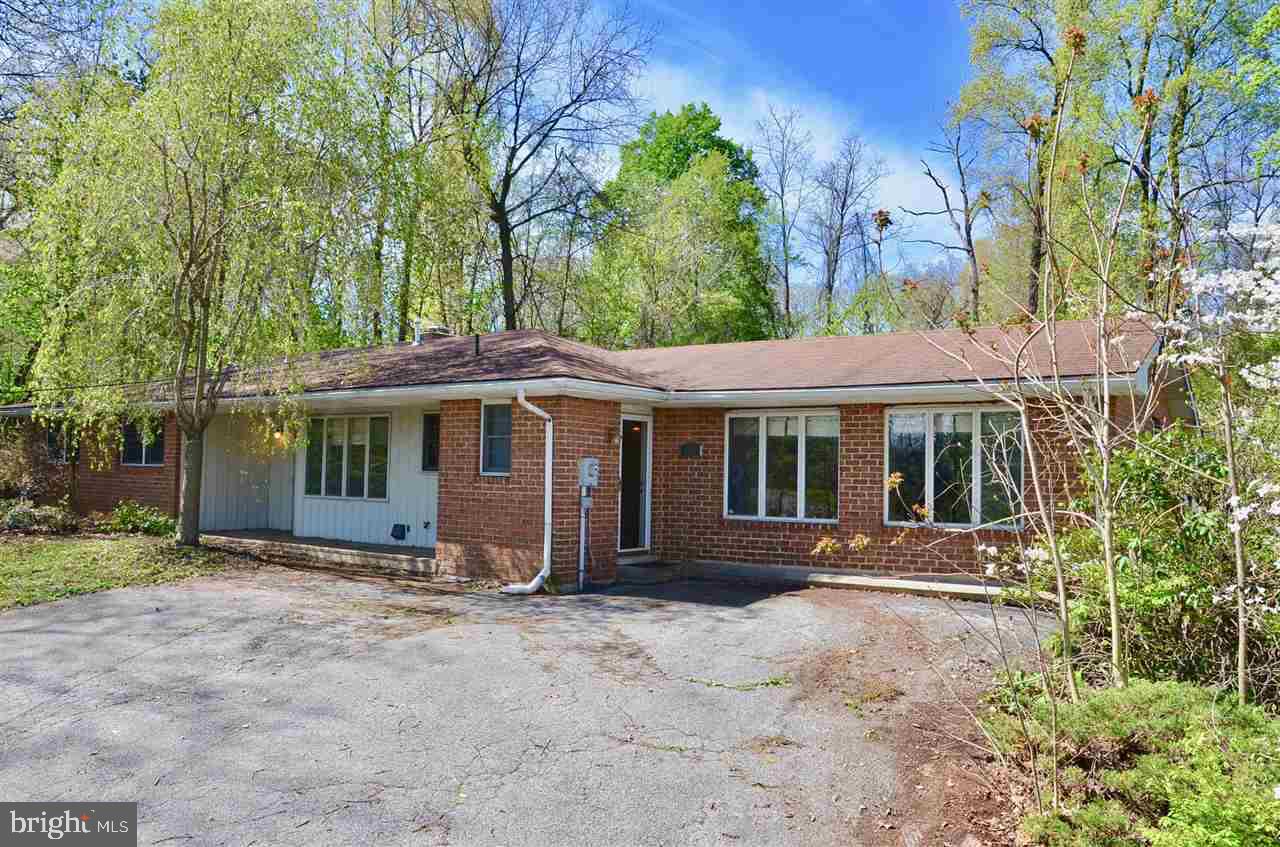 655 Old York Road Etters, PA 17319 - Photo 2 of 25 Gallery Image 2