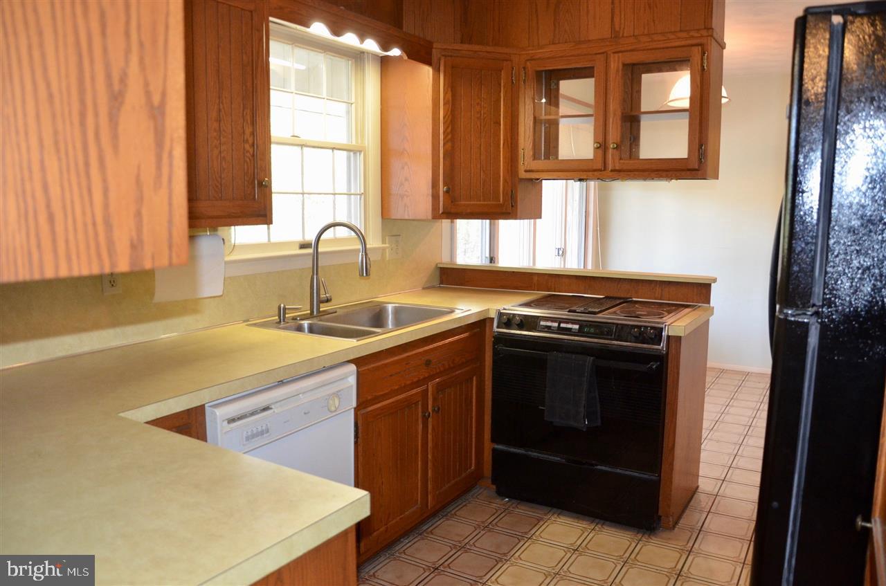 655 Old York Road Etters, PA 17319 - Photo 6 of 25 Gallery Image 6