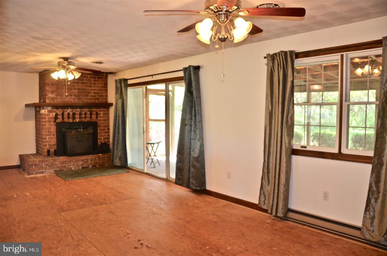 655 Old York Road Etters, PA 17319 - Photo 9 of 25 Gallery Image 9