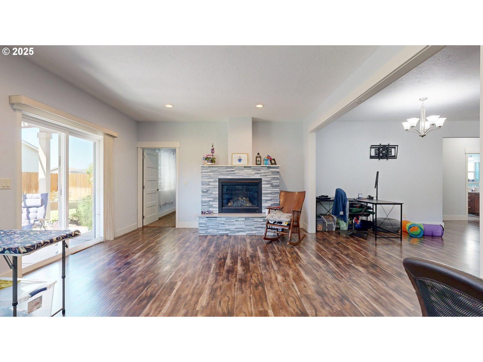 915 Southwest Coyote Drive Hermiston, OR 97838 - Photo 12 of 29