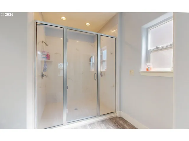 $474,900 | 915 Southwest Coyote Drive, Hermiston, OR 97838