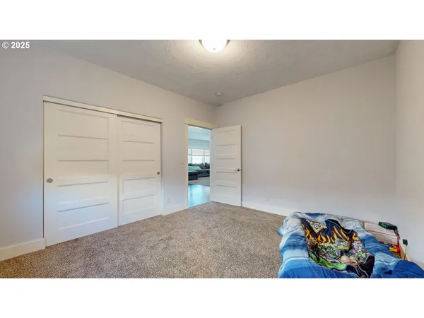 $474,900 | 915 Southwest Coyote Drive, Hermiston, OR 97838