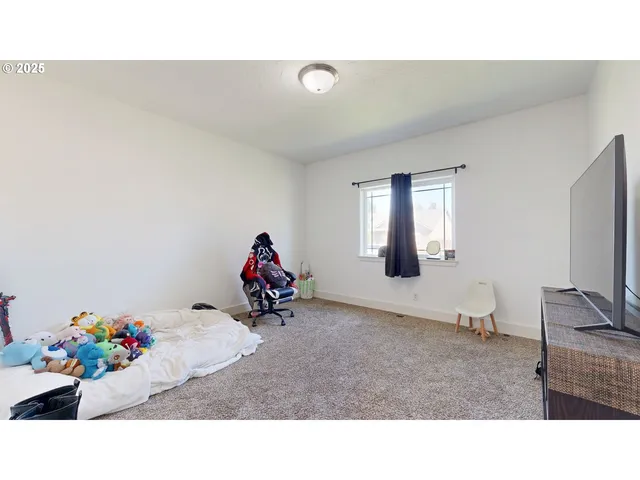 $474,900 | 915 Southwest Coyote Drive, Hermiston, OR 97838