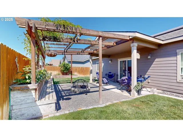 $474,900 | 915 Southwest Coyote Drive, Hermiston, OR 97838