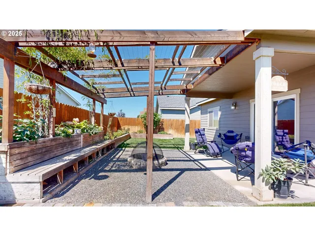 $474,900 | 915 Southwest Coyote Drive, Hermiston, OR 97838