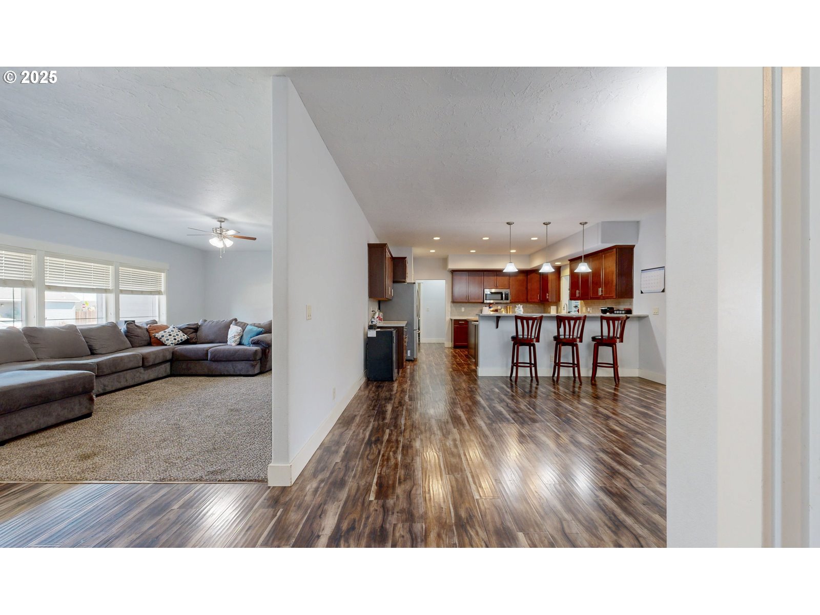 915 Southwest Coyote Drive Hermiston, OR 97838 - Photo 4 of 29