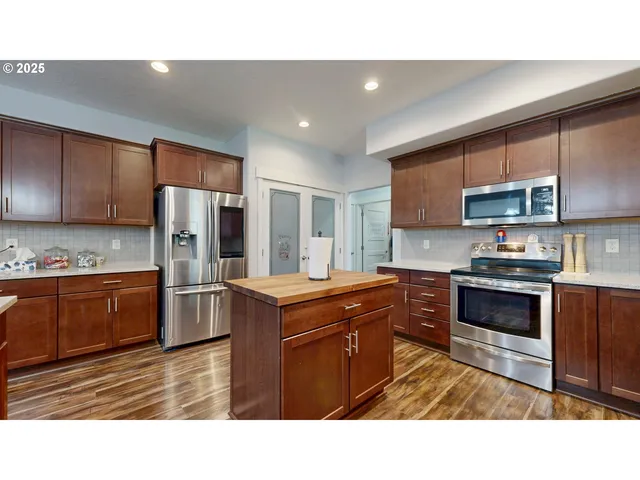 $474,900 | 915 Southwest Coyote Drive, Hermiston, OR 97838