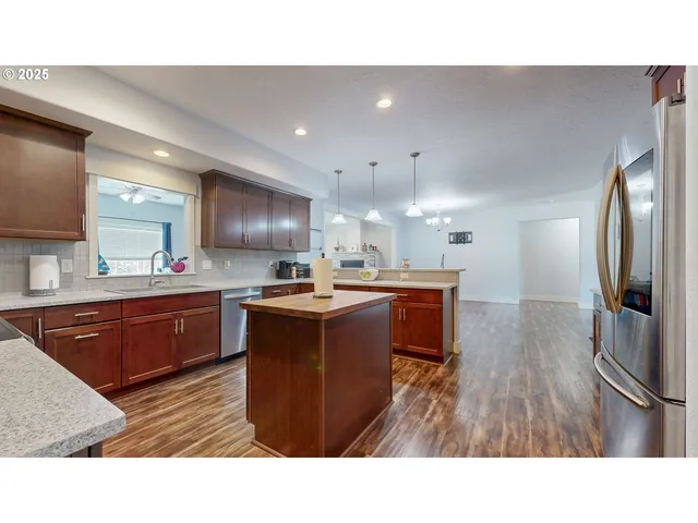 $474,900 | 915 Southwest Coyote Drive, Hermiston, OR 97838