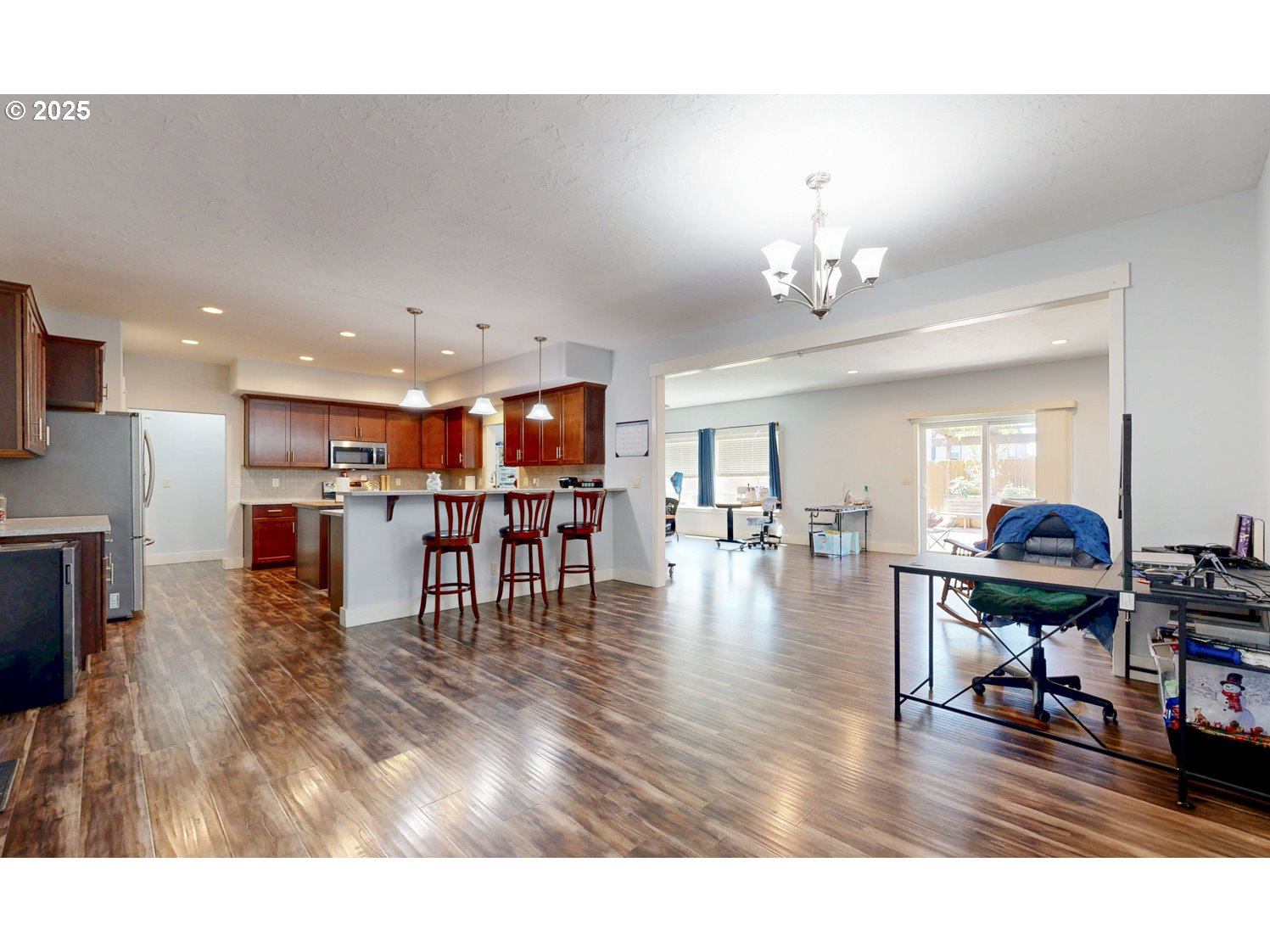 915 Southwest Coyote Drive Hermiston, OR 97838 - Photo 10 of 29