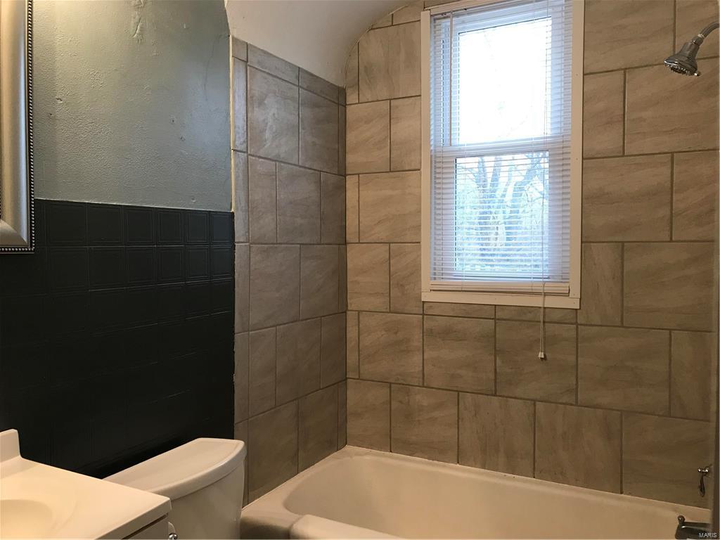 205 Hazel Street Troy, IL 62294 - Photo 14 of 26 Gallery Image 14