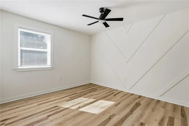 $2,300 | 19 Robin Hood Drive, Savannah, GA 31406