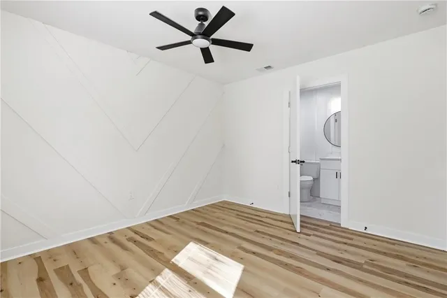 $2,300 | 19 Robin Hood Drive, Savannah, GA 31406