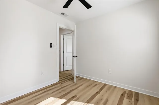 $2,300 | 19 Robin Hood Drive, Savannah, GA 31406