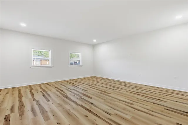 $2,300 | 19 Robin Hood Drive, Savannah, GA 31406