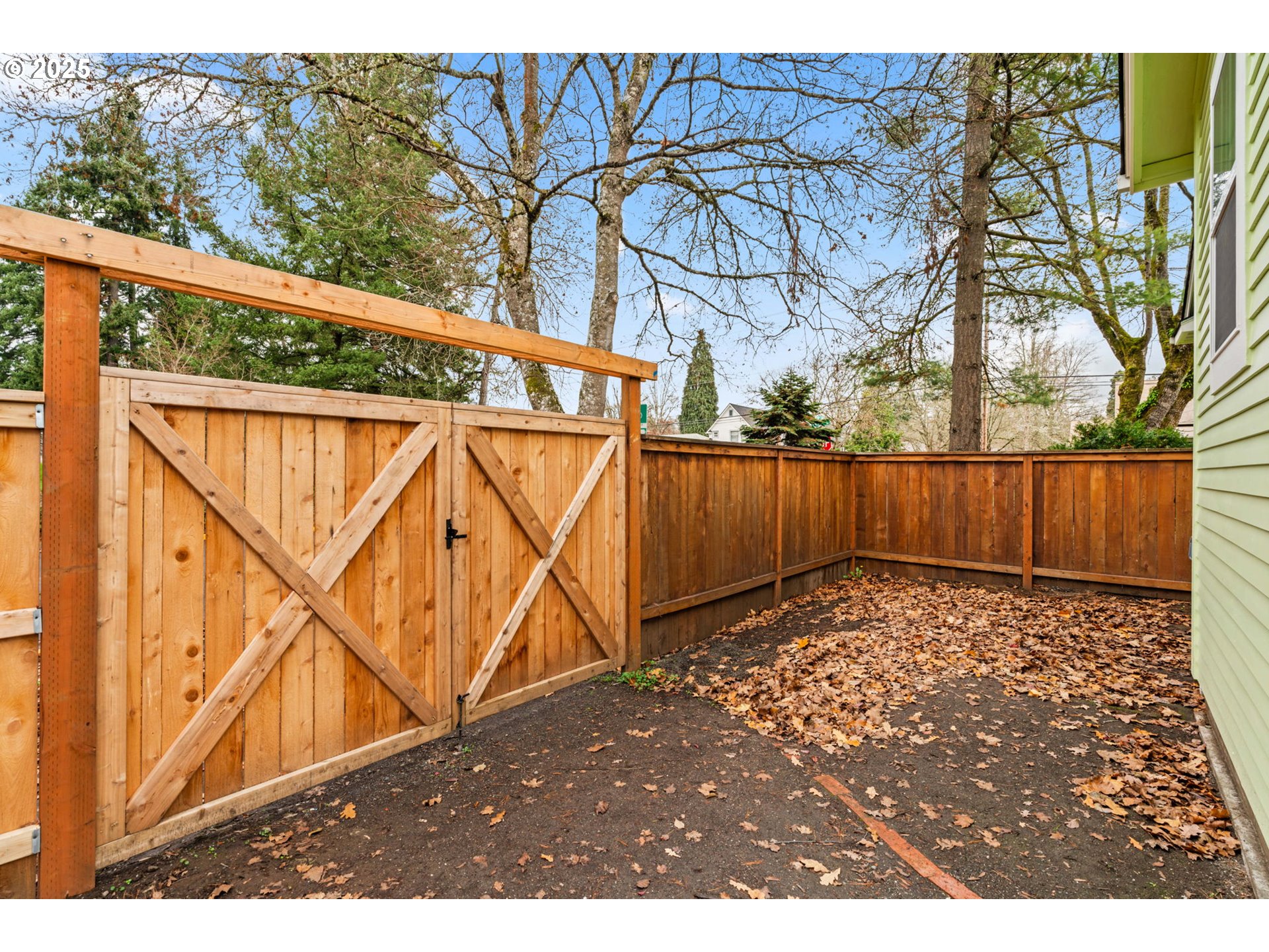 1010 Monroe Street Eugene, OR 97402 - Photo 34 of 40 a view of a backyard