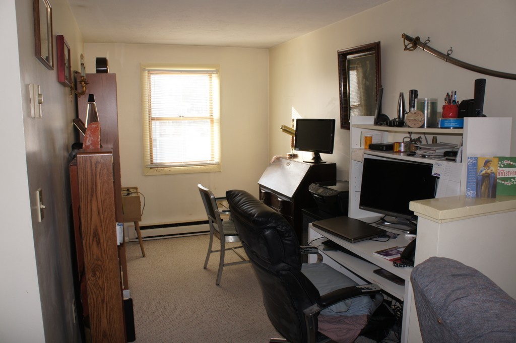 27 Southold Road Worcester, MA 01607 - Photo 5 of 17 Gallery Image 5
