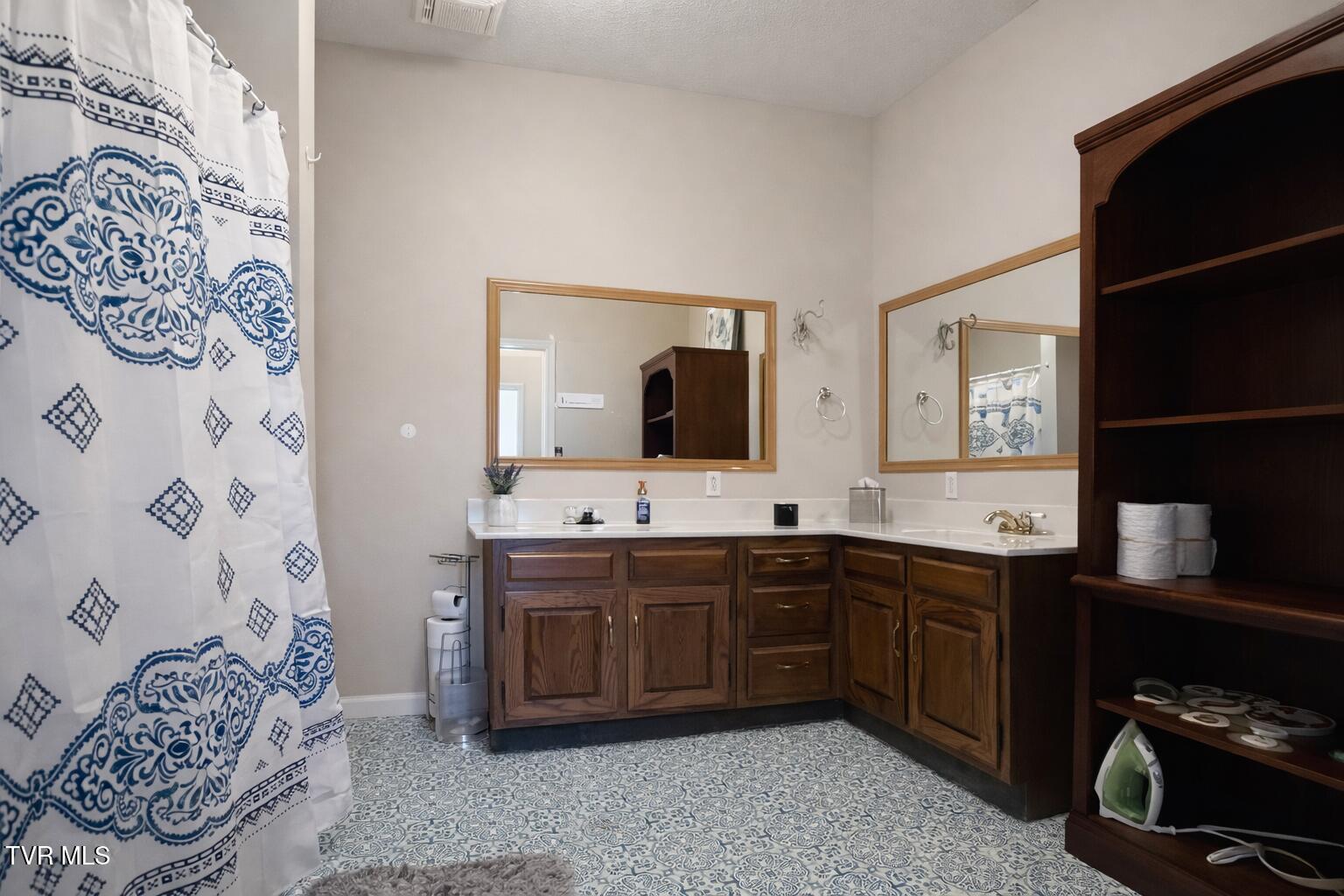 145 Main Street Tazewell, VA 24651 - Photo 24 of 34 5837