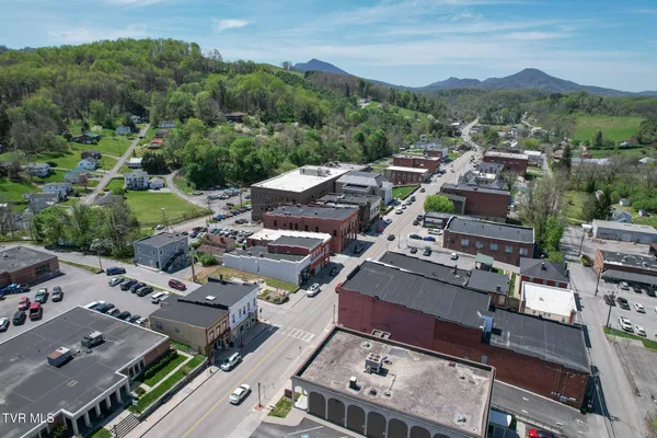 $239,000 | 145 Main Street, Tazewell, VA 24651