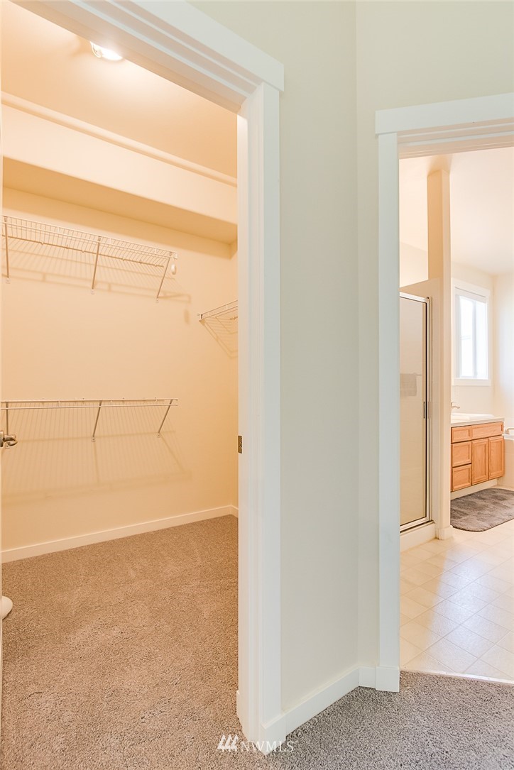 2217 Duvall Avenue Northeast Renton, WA 98059 - Photo 13 of 23