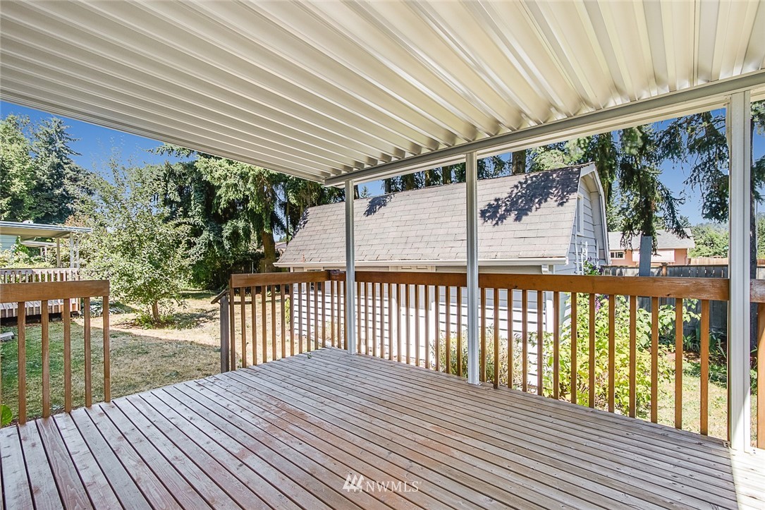 2217 Duvall Avenue Northeast Renton, WA 98059 - Photo 15 of 23