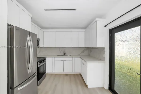 $599,999 | 14520 Carver Drive, Miami, FL 33176