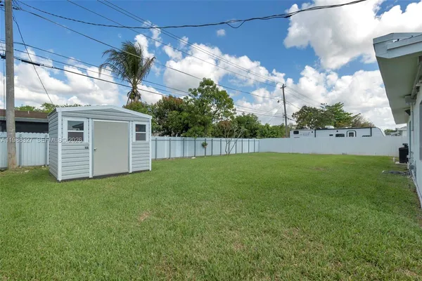 $599,999 | 14520 Carver Drive, Miami, FL 33176