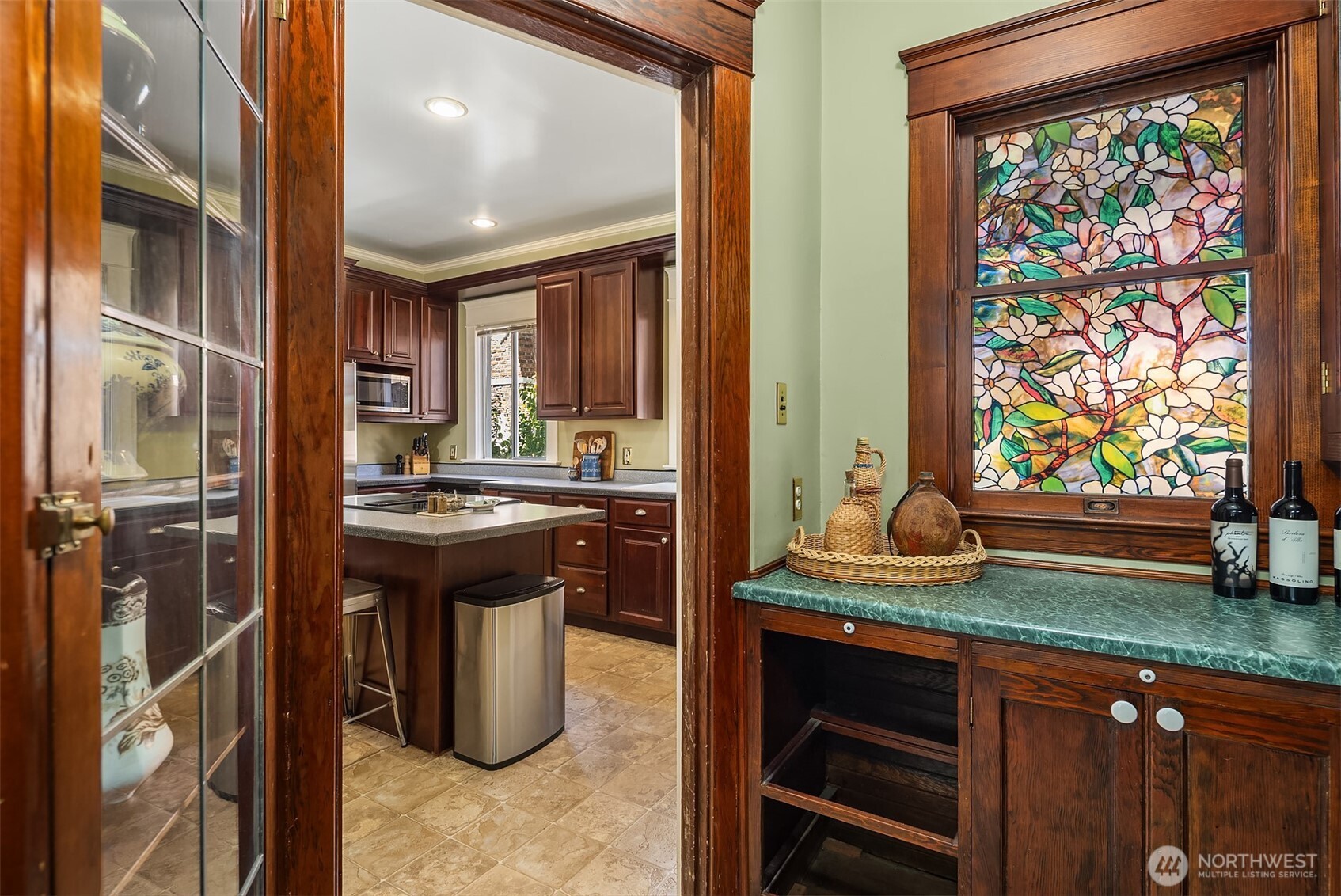 2415 Rucker Avenue Everett, WA 98201 - Photo 11 of 38