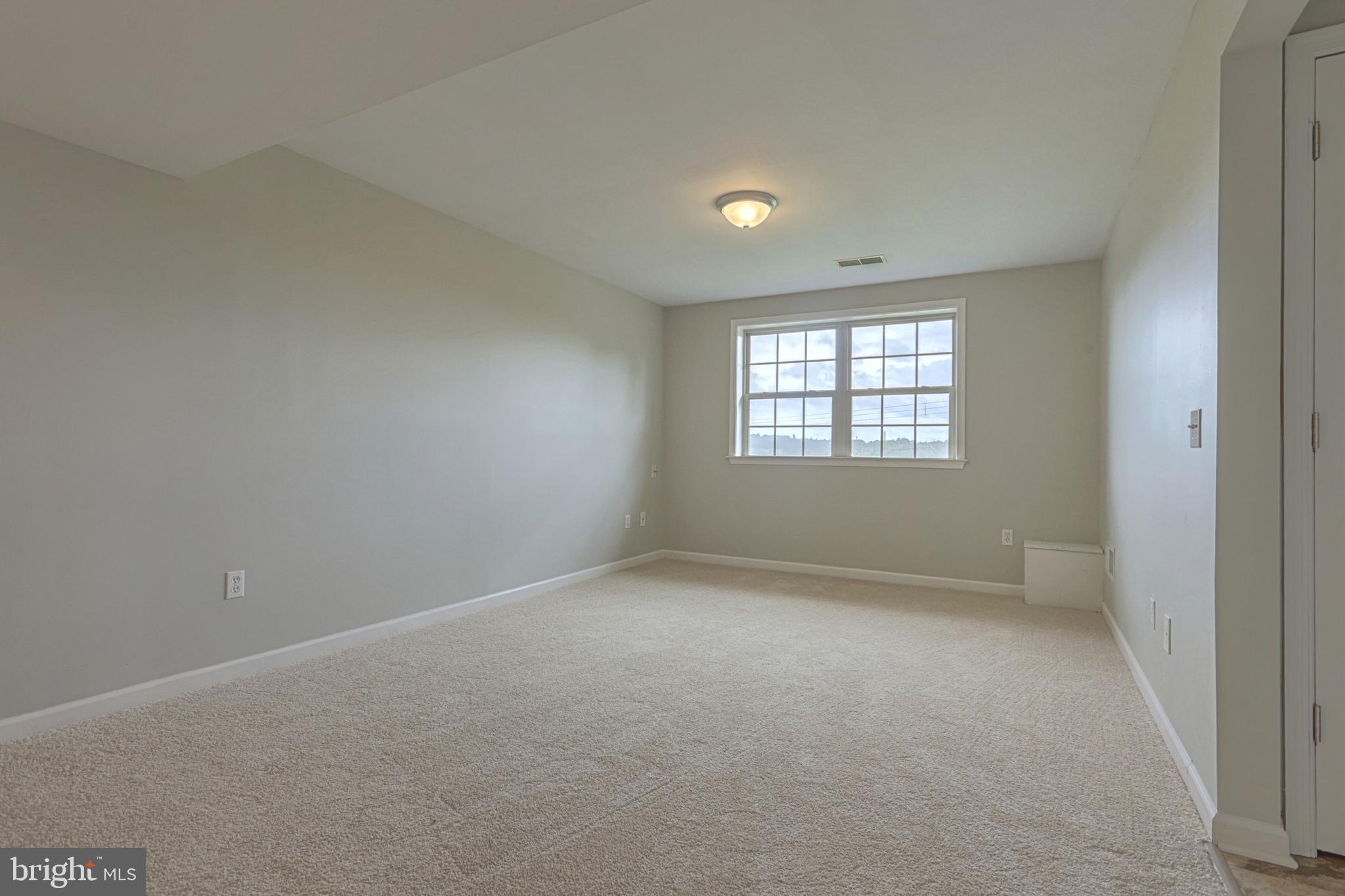 2020 Teslin Road York, PA 17404 - Photo 19 of 26
