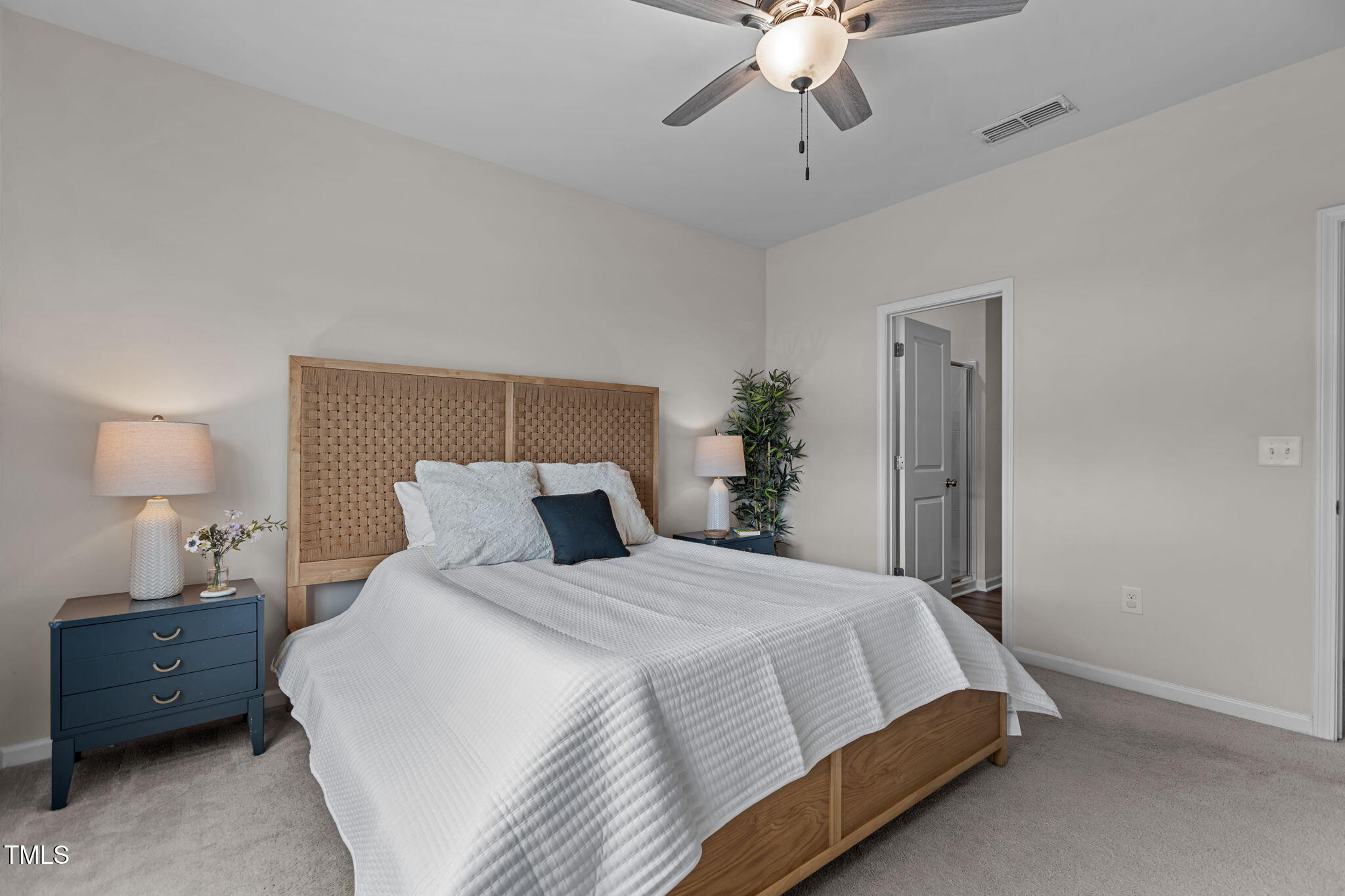 3521 Strawberry Patch Row Raleigh, NC 27604 - Photo 21 of 38 23-web-or-mls-2N6A1375