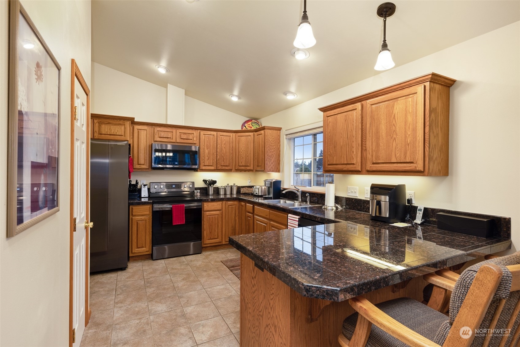 181 Ruby Road Port Angeles, WA 98362 - Photo 11 of 40 Gallery Image 11