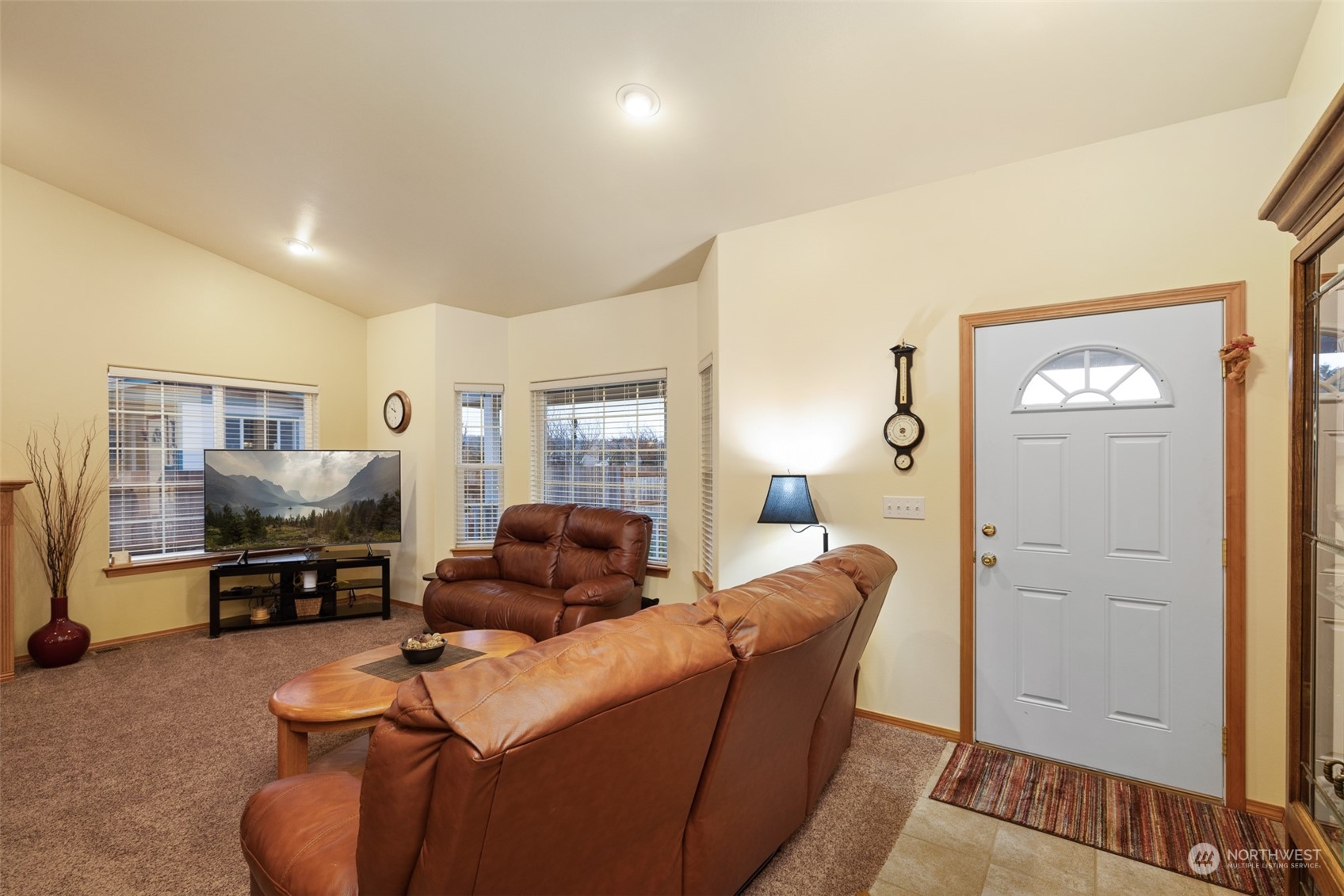 181 Ruby Road Port Angeles, WA 98362 - Photo 4 of 40 Gallery Image 4
