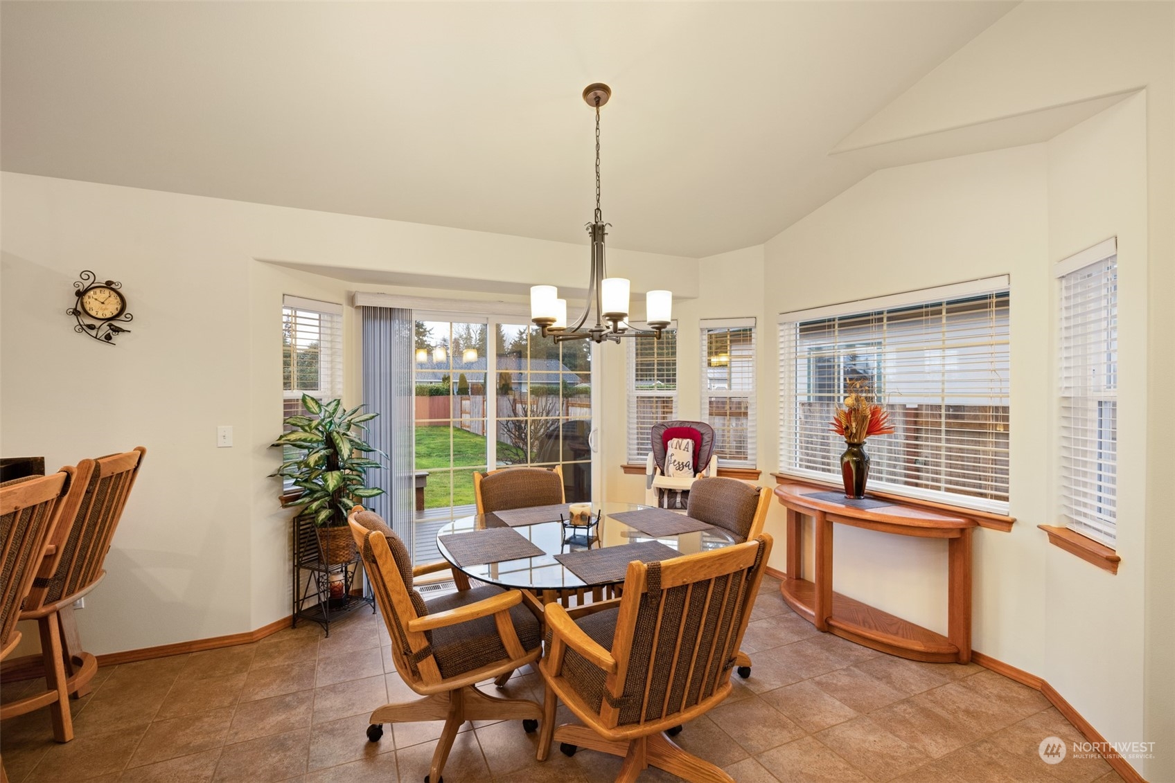 181 Ruby Road Port Angeles, WA 98362 - Photo 8 of 40 Gallery Image 8