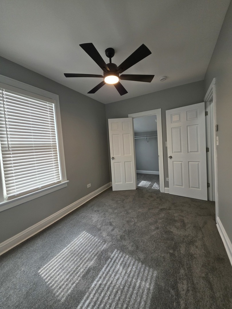 12019 South Perry Avenue Chicago, IL 60628 - Photo 9 of 15