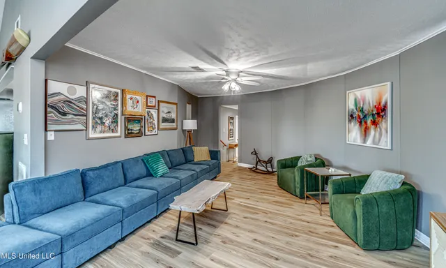 $449,999 | 363 Lake Harbor Road, Brandon, MS 39047