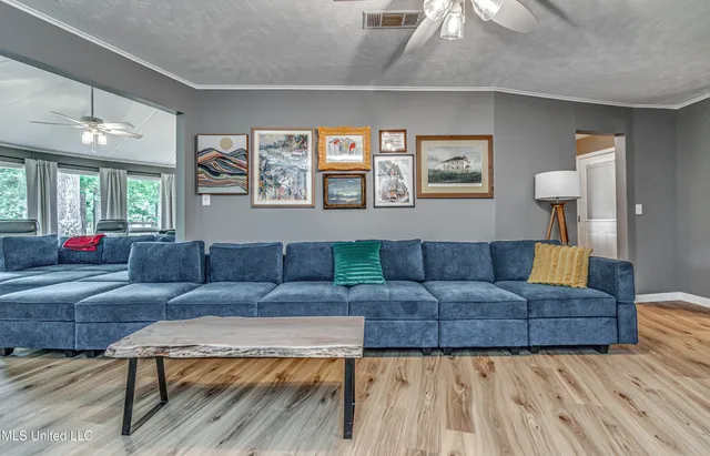 $449,999 | 363 Lake Harbor Road, Brandon, MS 39047