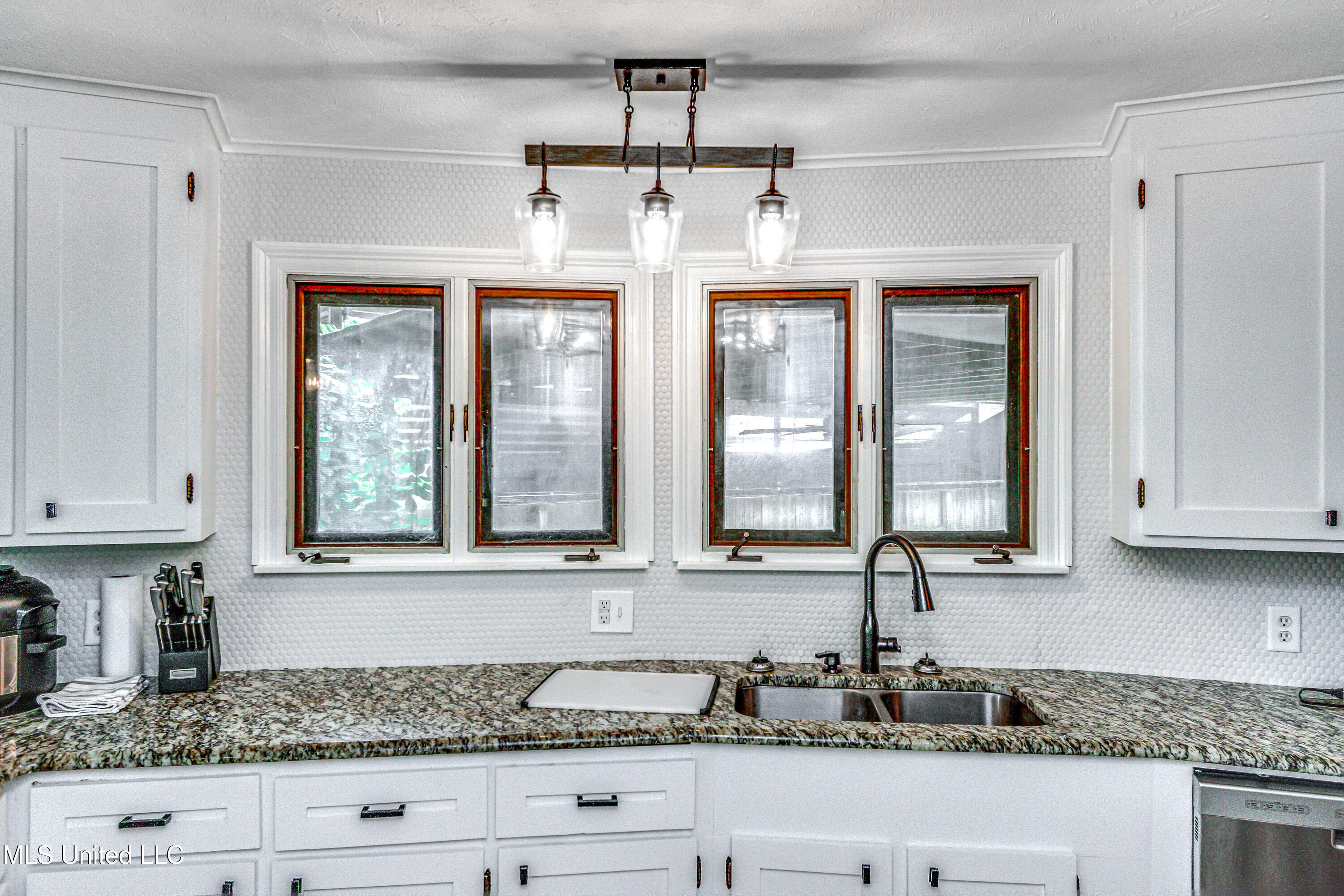 363 Lake Harbor Road Brandon, MS 39047 - Photo 27 of 122 363 Lake Harbor Rd-27