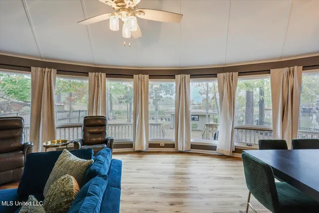 $449,999 | 363 Lake Harbor Road, Brandon, MS 39047