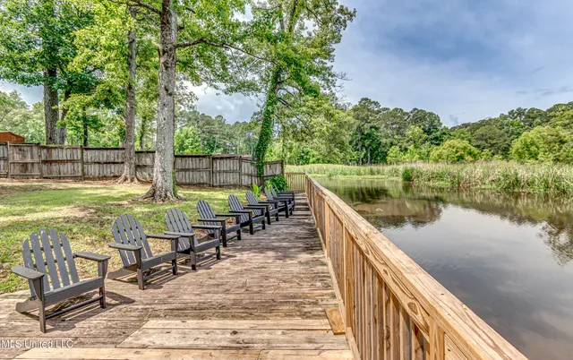 $449,999 | 363 Lake Harbor Road, Brandon, MS 39047