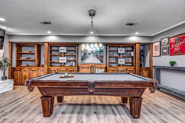 $449,999 | 363 Lake Harbor Road, Brandon, MS 39047