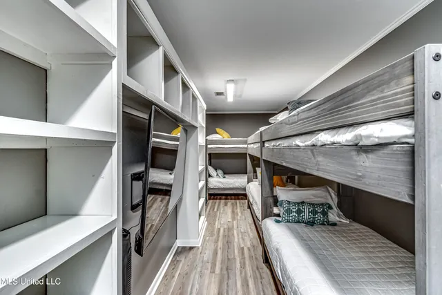 $449,999 | 363 Lake Harbor Road, Brandon, MS 39047